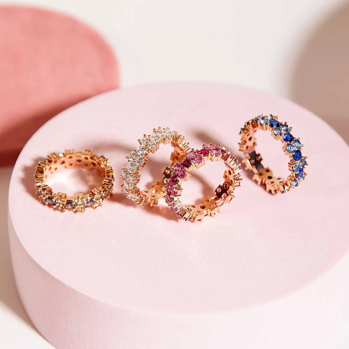 Sale Anello Veretta Bicolore Con Zirconi Cubici Anelli