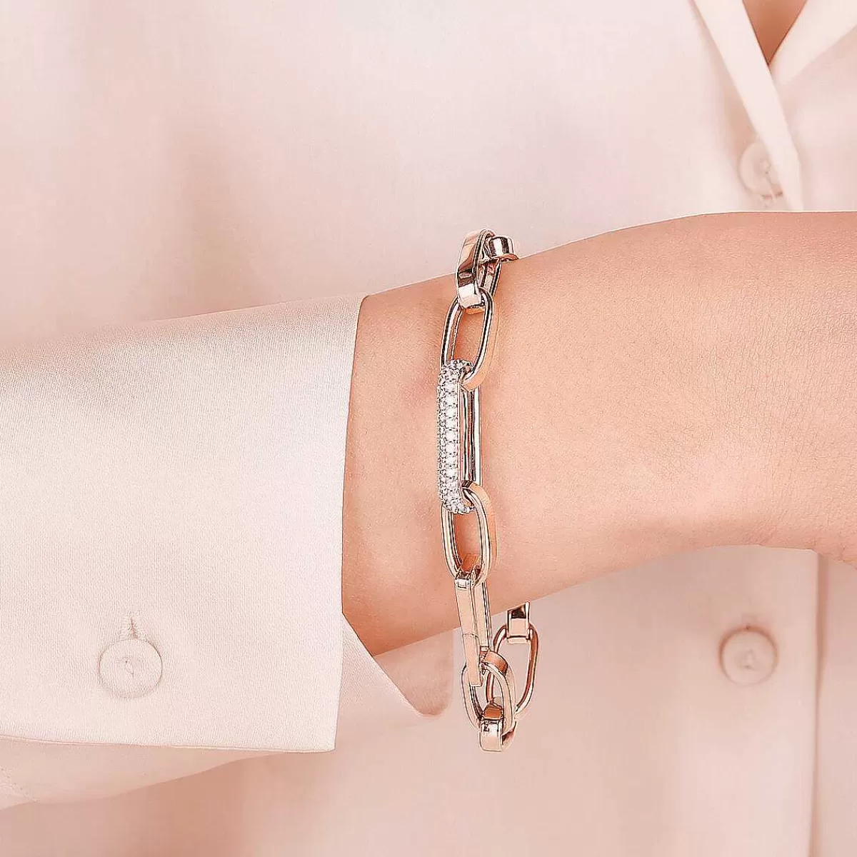 Flash Sale Bracciale A Catena Spessa A Forma Di Graffetta Con Elemento In Pave Bracciali