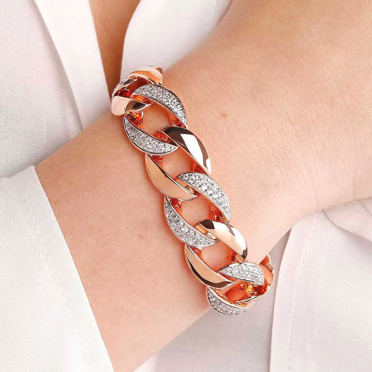 Cheap Bracciale Grumetta Catena Con Elementi Pave In Spinello Nero O Cubic Zirconia Bracciali