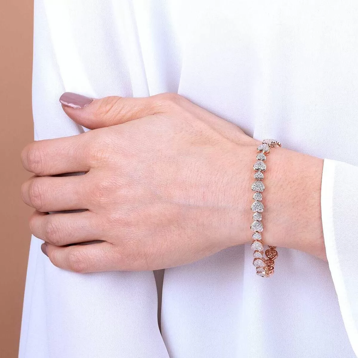 Hot Bracciale Tennis Con Cuori In Pave Di Cubic Zirconia Bracciali