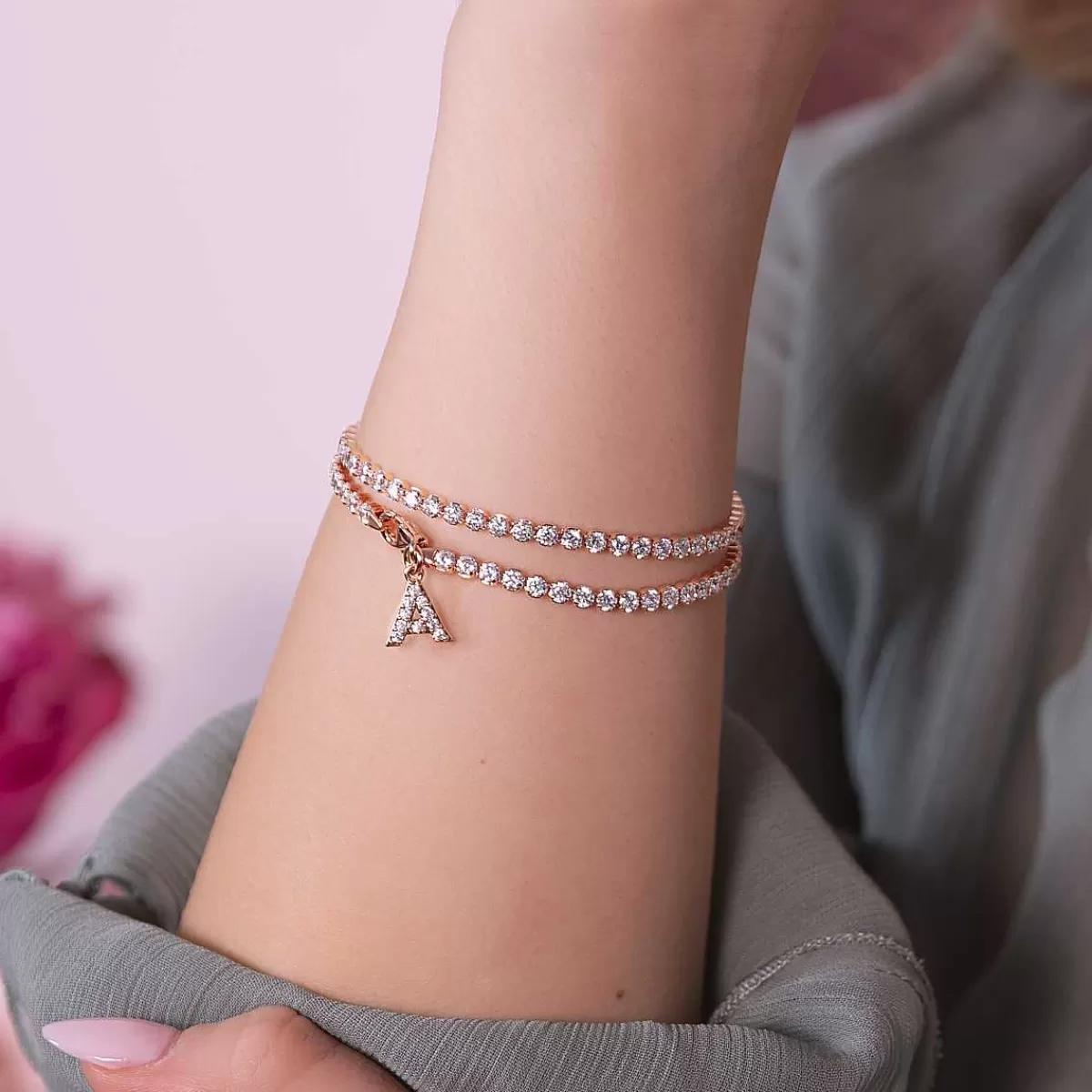 Best Sale Bracciale Tennis Con Zirconi Cubici E Pendente Con Lettera In Pave Bracciali