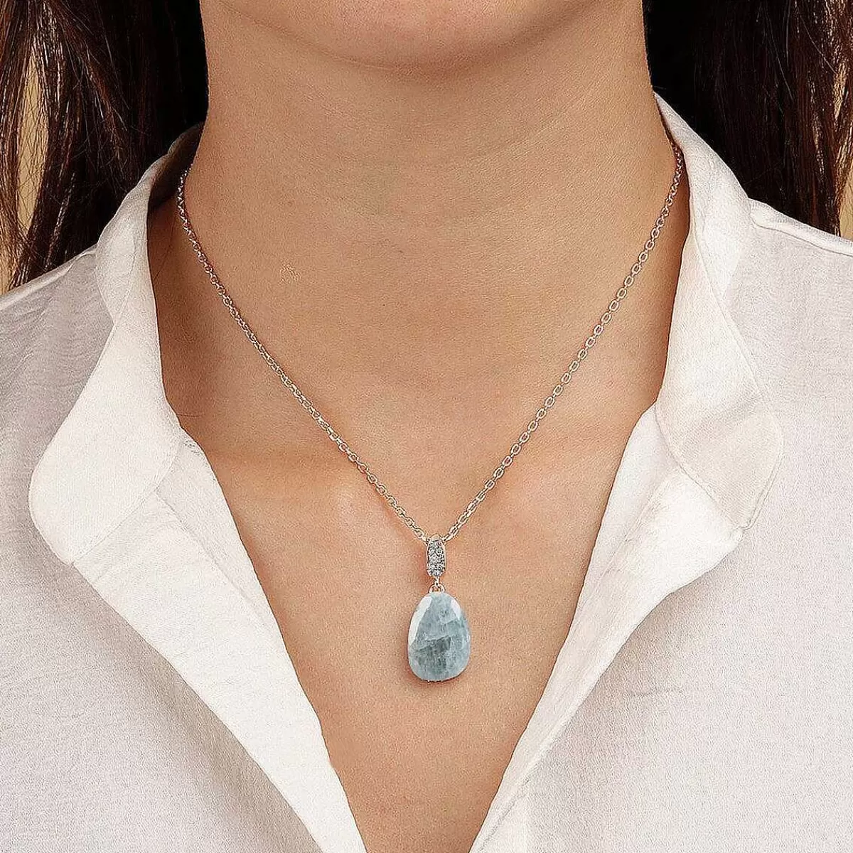 Sale Collana Con Pendente Goccia In Pietra Naturale E Cubic Zirconia Collane