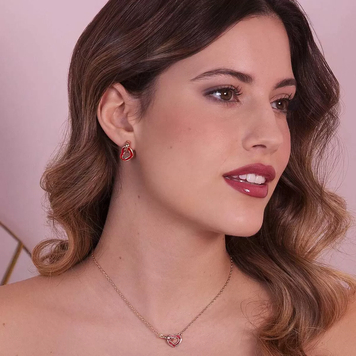 Hot Orecchini A Doppia Maglia Smaltata Con Cuore E Ovale Orecchini